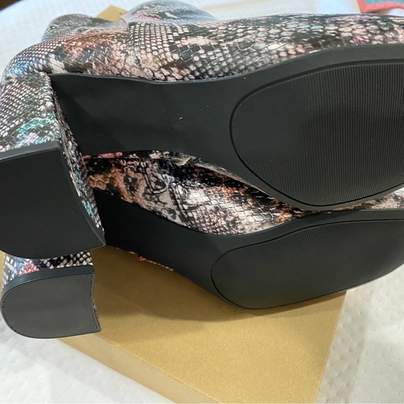 Sugar - Animal Print Boots - NWOT - Picture 5 of 6